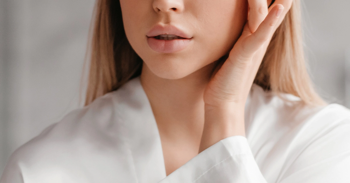 Jak zadbać o zdrowe i piękne ręce: pielęgnacja i nawyki